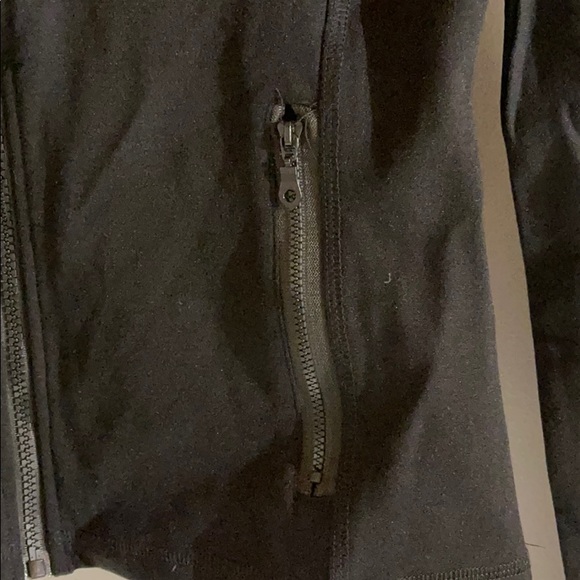 Electric Yoga Light Jacket w/ Mesh Cutouts - Picture 3 of 6